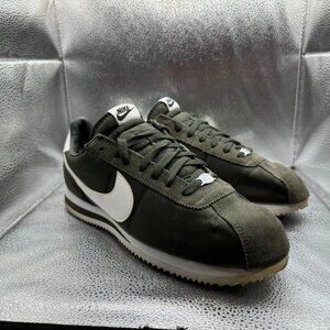 Size 12 Nike Cortez Basic Nylon Sequoia Green Mens Low Top Shoes 819720-301